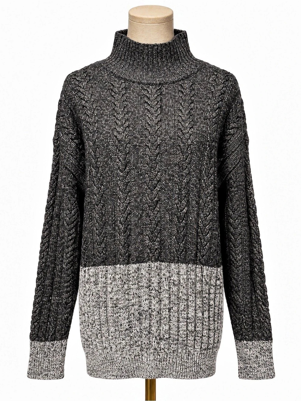 Splendid Charcoal Two-Tone Cable Turtleneck Sweater Black & Gray Large